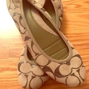 Coach ballet flats